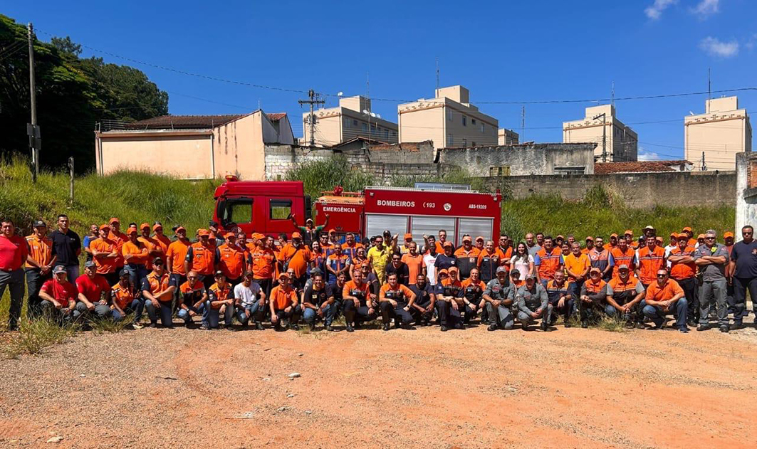 Participantes da oficina preparatória da Defesa Civil em ação conjunta entre o Corpo de Bombeiros da Polícia Militar do Estado de São Paulo e o CRMV-SP. Créditos: CRMV-SP 